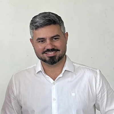 Leonardo Lázaro