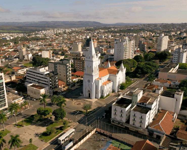 Case de Prefeitura de Patos de Minas/MG